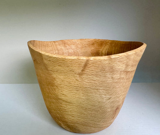 Oak Curvy Deep Bowl